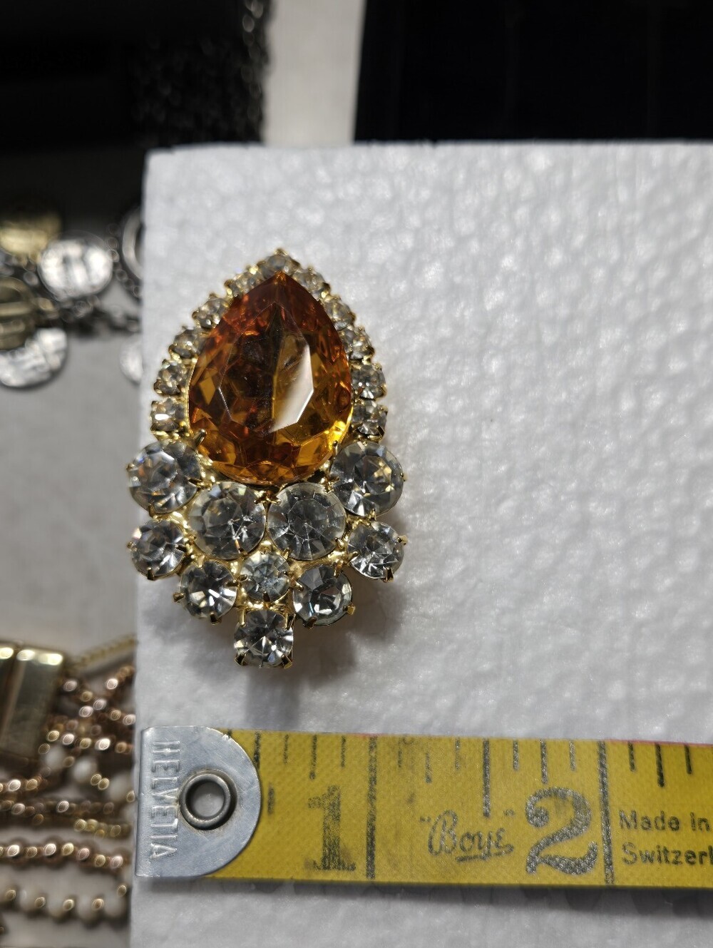 Gold-Tone Amber Teardrop & Clear Crystal Cluster Brooch Necklace Pendent - Picture 8 of 12